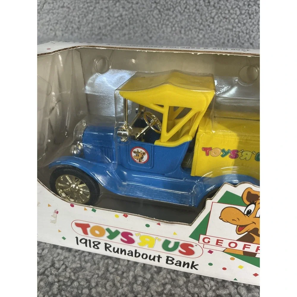NEW Vintage Toys R Us Geoffrey 1918 Runabout‎ Die Cast Bank ERTL 1993 SEALED